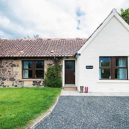 Douglas Fir Lodge With Hot Tub Near Cupar Fife Luthrie Εξωτερικό φωτογραφία