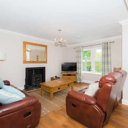 Douglas Fir Lodge With Hot Tub Near Cupar Fife Luthrie Εξωτερικό φωτογραφία