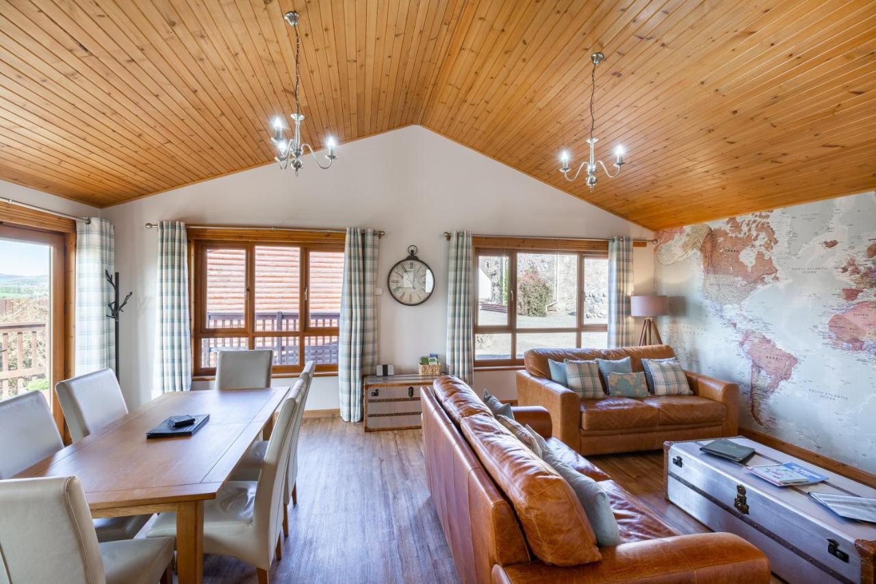 Douglas Fir Lodge With Hot Tub Near Cupar Fife Luthrie Εξωτερικό φωτογραφία