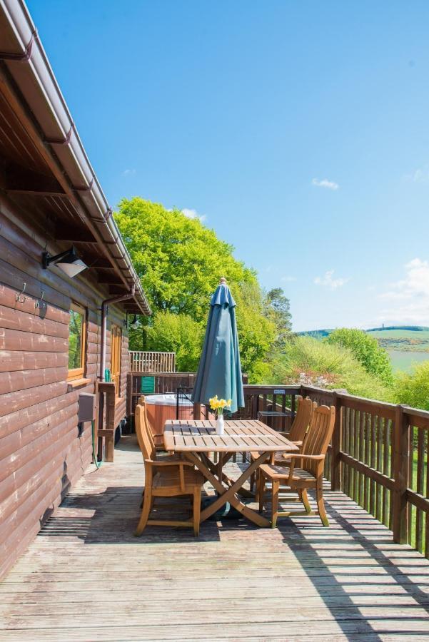 Douglas Fir Lodge With Hot Tub Near Cupar Fife Luthrie Εξωτερικό φωτογραφία