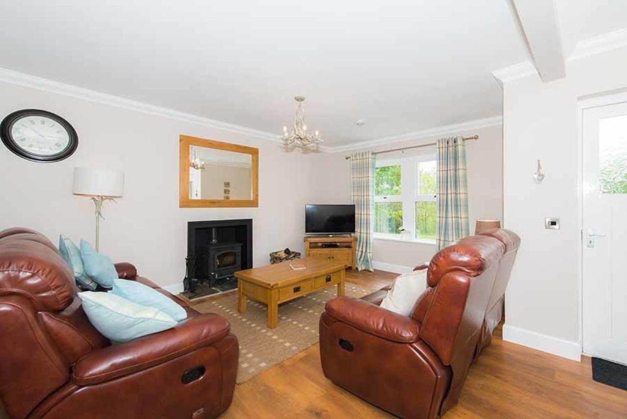 Douglas Fir Lodge With Hot Tub Near Cupar Fife Luthrie Εξωτερικό φωτογραφία